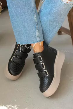 Стильні жіночі черевики демісезон