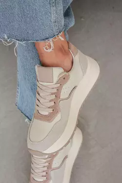 Жіночі шкіряні кросівки Жіночі шкіряні кросівки