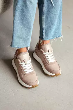 Жіночі шкіряні кросівки на хутрі Жіночі шкіряні кросівки на хутрі