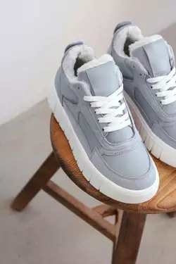 Жіночі шкіряні кеди на хутрі Жіночі шкіряні кеди на хутрі