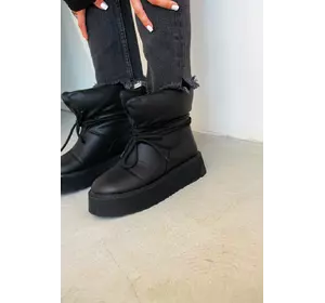 Стильні жіночі черевики на хутрі Стильні жіночі черевики на хутрі
